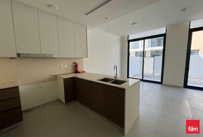 2P976SJa0A4 - Property Image 3