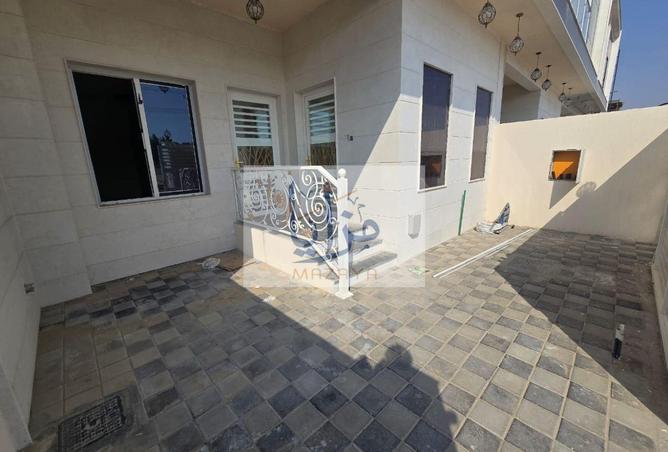 61698647 - Property Image 2