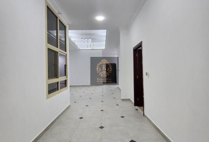 112305553 - Property Image 2