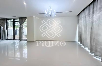 Villa - 4 - 5 for rent in The Turf - Damac Hills - Dubai Villa - 4 - 5 for rent in The Turf - Damac Hills - Dubai