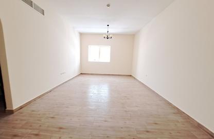 Apartment - 2 - 3 for rent in Muweileh Community - Muwaileh Commercial - Sharjah Apartment - 2 - 3 for rent in Muweileh Community - Muwaileh Commercial - Sharjah