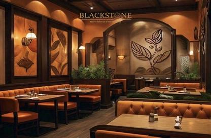 Retail - Studio - 2 Bathrooms for rent in Business Bay - Dubai