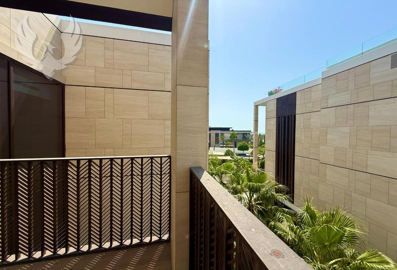 Sea and Downtown Skyline View / Rooftop / Privat Elevator photo 11