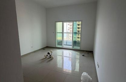 Apartment - 2 Bedrooms - 2 Bathrooms for rent in Al Khan Corniche - Al Khan - Sharjah