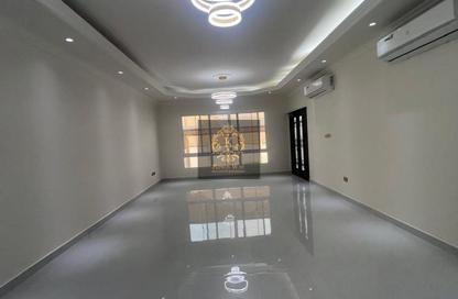 Villa - 5 Bedrooms - 6 Bathrooms for rent in Mohamed Bin Zayed City - Abu Dhabi