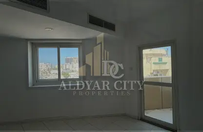 Apartment - Studio - 1 Bathroom for rent in Al Rashidiya Towers - Al Rashidiya - Ajman Downtown - Ajman