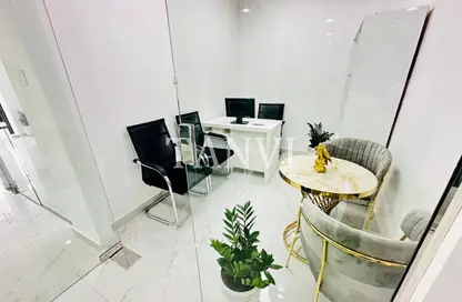 مكتب - غرفة نوم - 1 حمام للايجار في ريم ريزدنسي - الكرامة - دبي