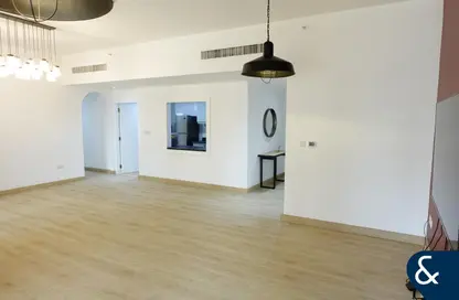 Apartment - 3 Bedrooms - 3 Bathrooms for rent in Rimal 6 - Rimal - Jumeirah Beach Residence - Dubai