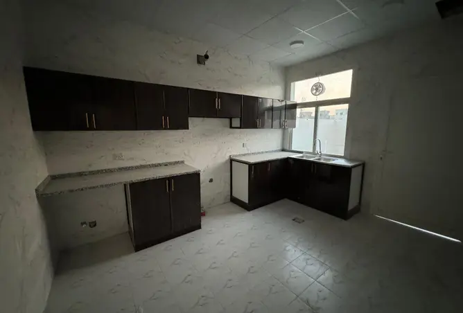 103245996 - Property Image 3
