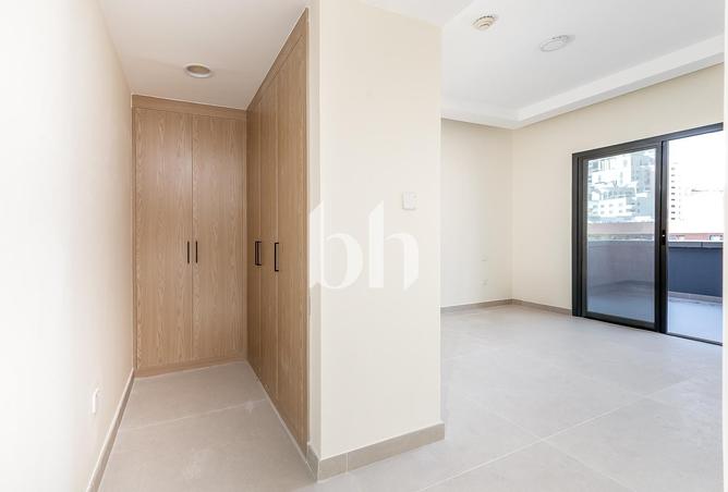 Spacious 2BR | Unfurnished | Vacant and Ready photo 3