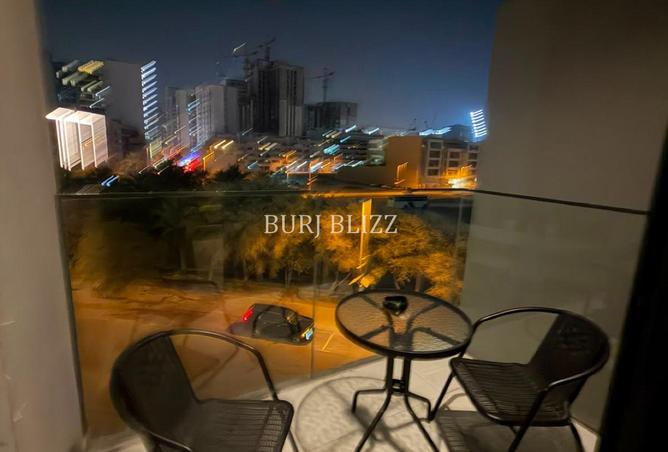 Modern Comfort | Fully Furnished | Prime Location photo 3