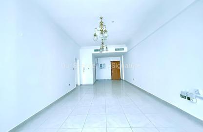 Apartment - 1 Bedroom - 1 Bathroom for rent in New Al Taawun Road - Al Taawun - Sharjah Apartment - 1 Bedroom - 1 Bathroom for rent in New Al Taawun Road - Al Taawun - Sharjah