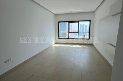 Apartment - 1 Bedroom - 2 Bathrooms for rent in Al Khan Corniche - Al Khan - Sharjah Apartment - 1 Bedroom - 2 Bathrooms for rent in Al Khan Corniche - Al Khan - Sharjah