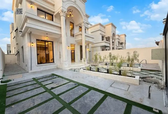 135616117 - Property Image 2