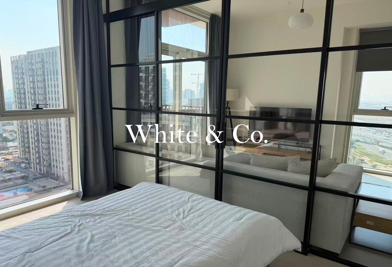 Vacant | Corner Two bedroom | Furnished photo 6