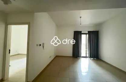 Apartment - 1 Bedroom - 1 Bathroom for sale in Hayat Boulevard 2A - Hayat Boulevard 2 - Hayat Boulevard - Town Square - Dubai