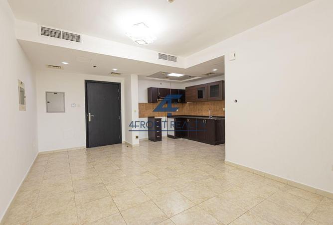 106863842 - Property Main Image