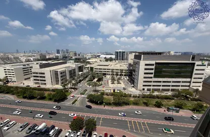 شقة - 4 غرف نوم - 6 حمامات للايجار في عود ميثاء - بر دبي - دبي