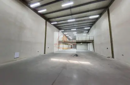 مستودع - استوديو - 2 حمامات للايجار في 18 المنطقة الصناعية رقم - المنطقة الصناعية بالشارقة - الشارقة