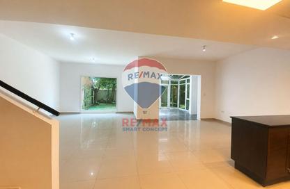 Villa - 4 Bedrooms - 5 Bathrooms for rent in Contemporary Style - Al Reef Villas - Al Reef - Abu Dhabi
