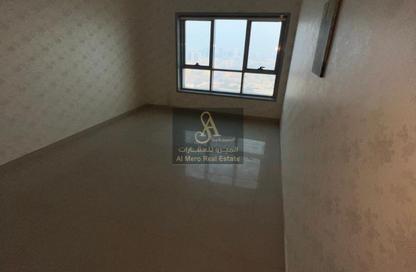 Apartment - 2 - 4 for rent in Corniche Tower - Ajman Corniche Road - Ajman