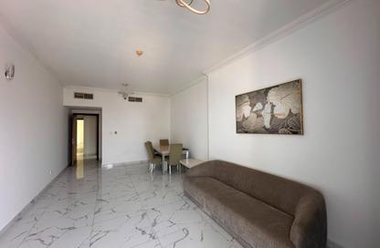 Apartment - 2 Bedrooms - 2 Bathrooms for rent in Oasis Tower - Al Rashidiya 1 - Al Rashidiya - Ajman