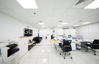 Office Space - Studio - 1 Bathroom for rent in One Lake Plaza - JLT Cluster T - Jumeirah Lake Towers - Dubai