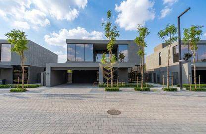 Villa - 4 - 5 for sale in Laura - Masaar 3 - Al Rowdat Suburb - Sharjah