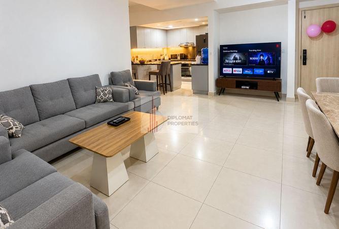 UNFURNISHED 1 BHK+MAID |NEGOTIABLE|READY TO MOVE