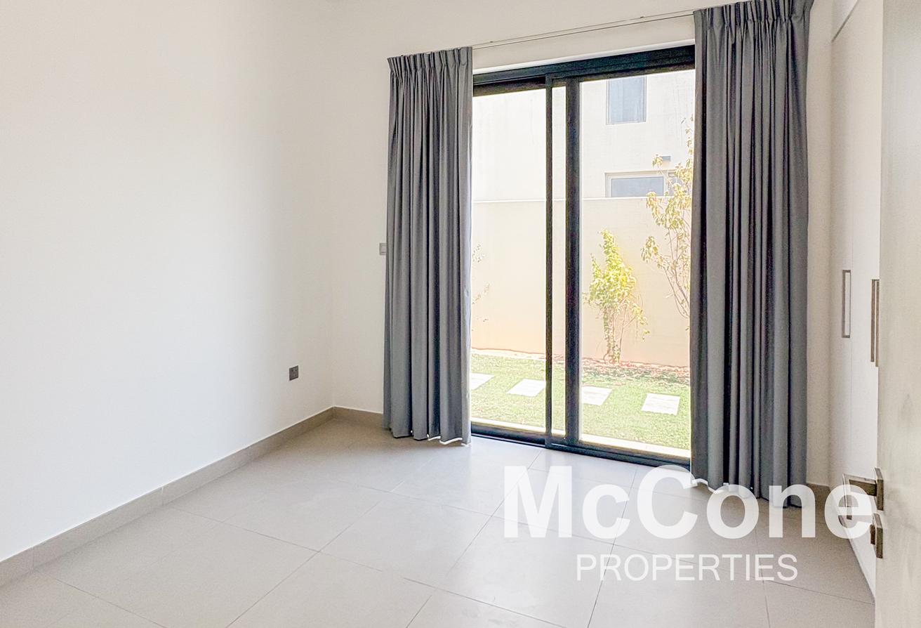 Maids Room | Corner Unit | Amazing Area photo 6