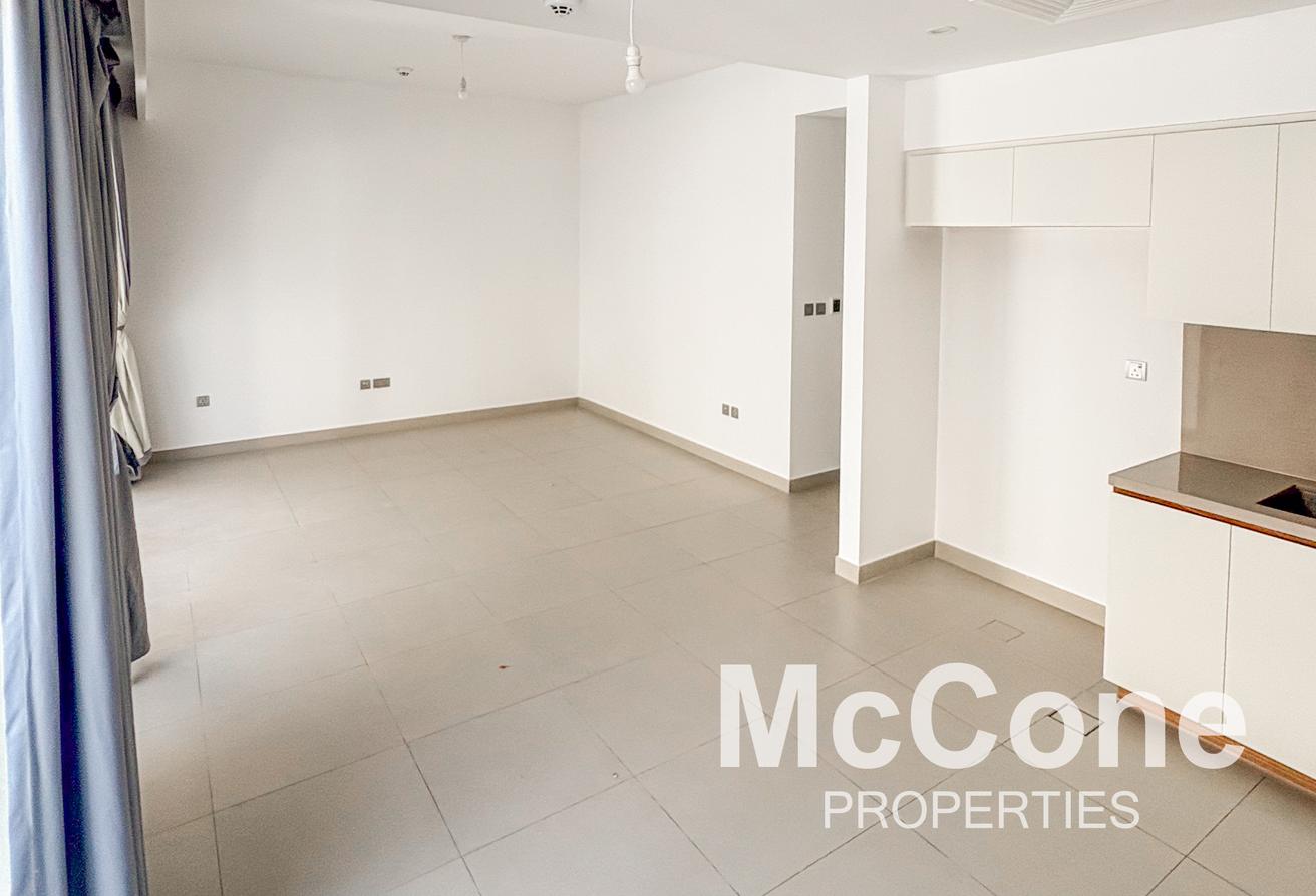 Maids Room | Corner Unit | Amazing Area photo 3