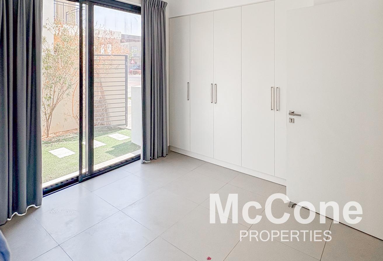 Maids Room | Corner Unit | Amazing Area photo 8