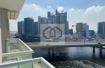 شقة - غرفة نوم - 2 حمامات للايجار في بريفه باي داماك (بي) - داماك مايسون برايف - الخليج التجاري - دبي