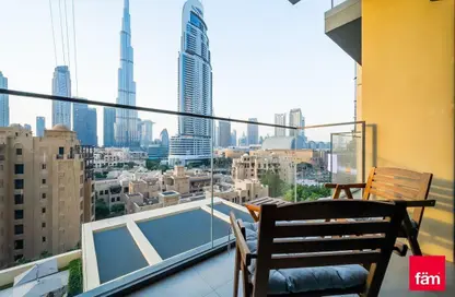 Apartment - 2 Bedrooms - 2 Bathrooms for rent in Burj Royale - Downtown Dubai - Dubai
