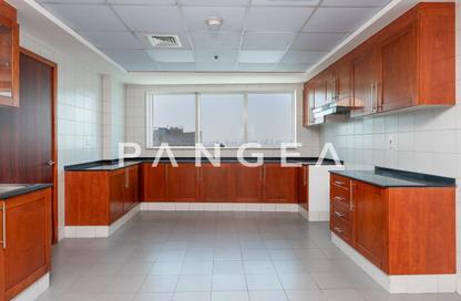 Apartment - 4 Bedrooms - 5 Bathrooms for sale in Dubai Jewel Tower - Dubai Media City - Dubai Apartment - 4 Bedrooms - 5 Bathrooms for sale in Dubai Jewel Tower - Dubai Media City - Dubai
