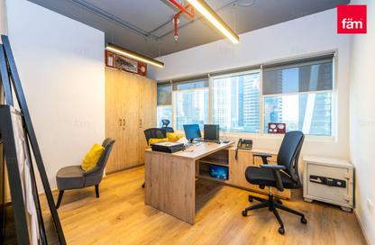 Office Space - Studio - 2 Bathrooms for rent in One Lake Plaza - JLT Cluster T - Jumeirah Lake Towers - Dubai Office Space - Studio - 2 Bathrooms for rent in One Lake Plaza - JLT Cluster T - Jumeirah Lake Towers - Dubai