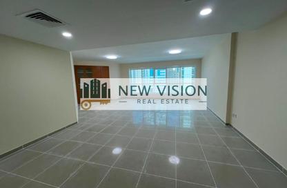 Apartment - 3 Bedrooms - 3 Bathrooms for rent in Al Majaz 1 - Al Majaz - Sharjah