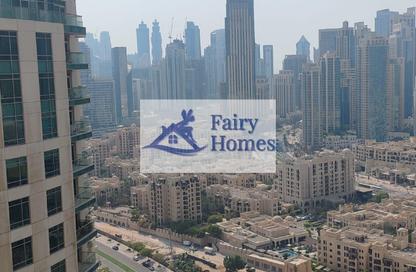 Apartment - 3 Bedrooms - 4 Bathrooms for rent in Burj Al Nujoom - Downtown Dubai - Dubai