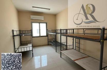 Labor Camp - Studio - 7+ for rent in Al Sajaa S - Al Sajaa - Sharjah