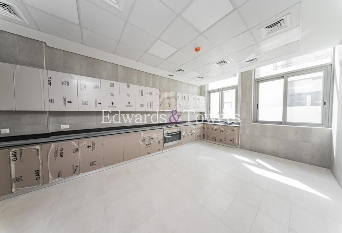 6BR Villa with Private Pool | Elevator| Vacant photo 7
