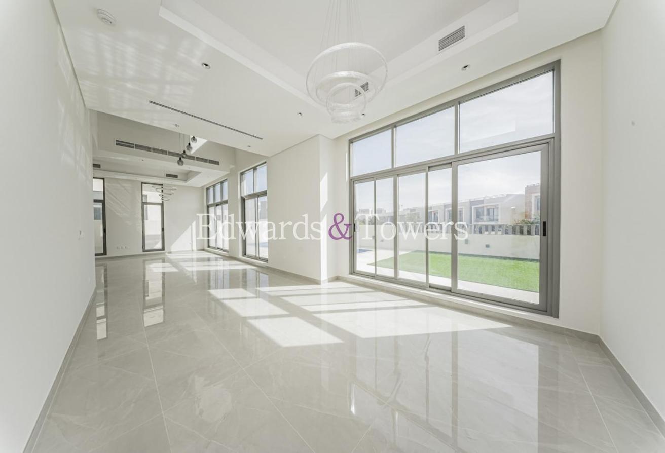 6BR Villa with Private Pool | Elevator| Vacant photo 5