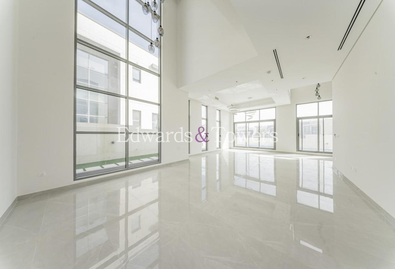 6BR Villa with Private Pool | Elevator| Vacant photo 2