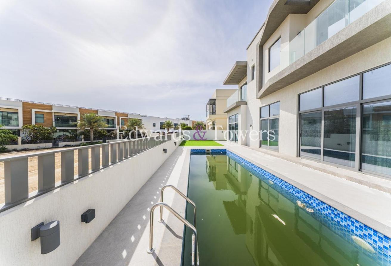 6BR Villa with Private Pool | Elevator| Vacant photo 13