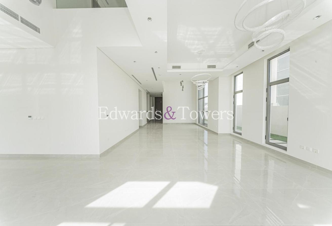 6BR Villa with Private Pool | Elevator| Vacant photo 6