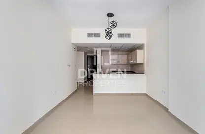 Apartment - 1 Bedroom - 1 Bathroom for sale in UniEstate Sports Tower - Dubai Sports City - Dubai Apartment - 1 Bedroom - 1 Bathroom for sale in UniEstate Sports Tower - Dubai Sports City - Dubai