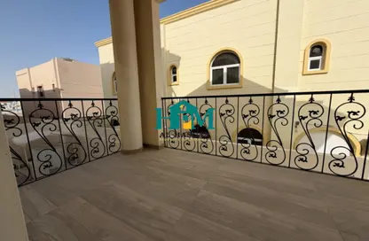 فيلا - 3 غرف نوم - 3 حمامات للايجار في مدينة الرياض - أبوظبي