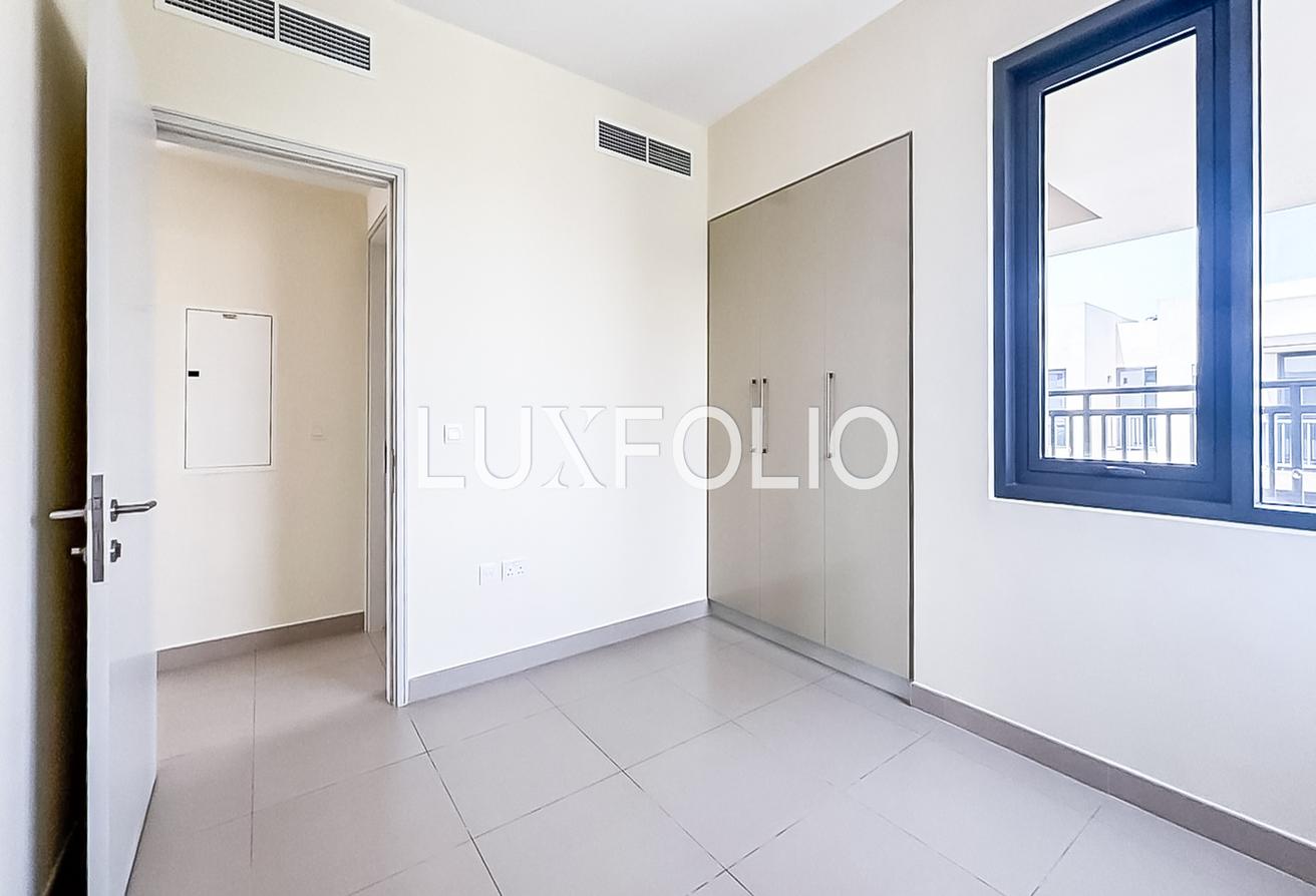 Greenbelt | Large Plot | Vacant August photo 11