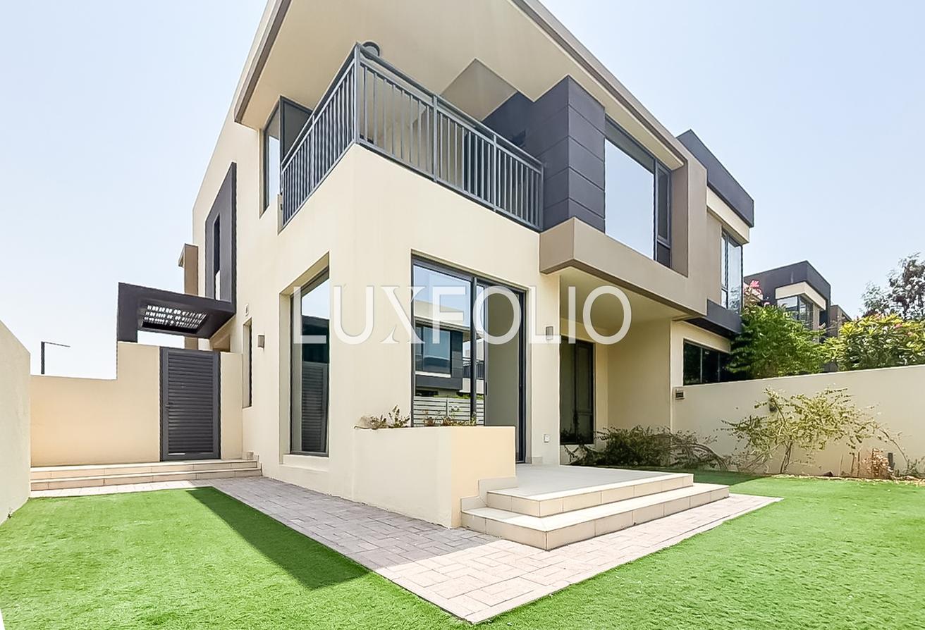 Greenbelt | Large Plot | Vacant August photo 21