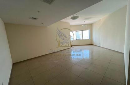 Apartment - 2 Bedrooms - 3 Bathrooms for rent in Al Khan Corniche - Al Khan - Sharjah Apartment - 2 Bedrooms - 3 Bathrooms for rent in Al Khan Corniche - Al Khan - Sharjah