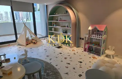 شقة - غرفة نوم - 2 حمامات للايجار في إليجانس من شيماء - منطقة 18 - قرية جميرا الدائرية - دبي شقة - غرفة نوم - 2 حمامات للايجار في إليجانس من شيماء - منطقة 18 - قرية جميرا الدائرية - دبي